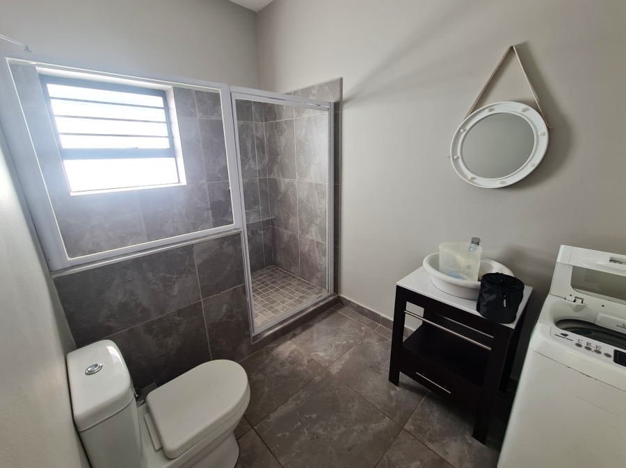 5 Bedroom Property for Sale in Noorsekloof Eastern Cape